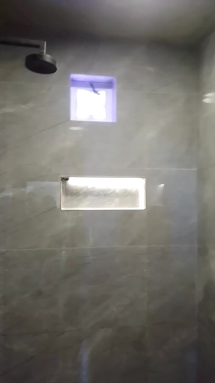 السلام عليكم تأسيسات كهربائيه وصحيه عامه متفرغ للعمل اذا بيتك 100 طابق واحد اشتغلك كهرباء ومي ومجاري ونضام غاز واصل وتقطير السبالت ويه البوكس وربط الكيبل 
الرئيسي وربط ماء اساله اسلمك البيت كامل بسعر مليونين 

واذا 100 متر طابقين مليونين ونص  واذا 200 متر طابق واحد مليونين وربع واذا طابقين 3 مليون ونص  

تلفون *********** سيد محمد 
والماعنده بلاش وني خادم

