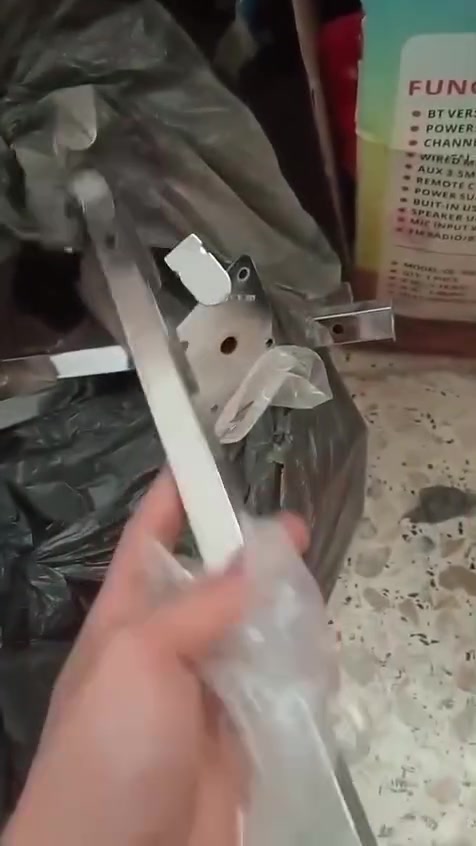 فاترينات عرض جام عدد ٢ قياس طول ١٧٠ والعرض ١٢٠ القطعه الوحده ب٥٥ الف
جام رفوف عدد ١٥ طول ١٢٠ سم مع الحديد مالتهن جدد 
الجام سعره ٩٠ الف والحديد مالتهن سعره ٥٠ الف شرط جدد مامستخدمات 
بغداد رئاسه العبيدي شارع ٢٠
*********** واتساب
