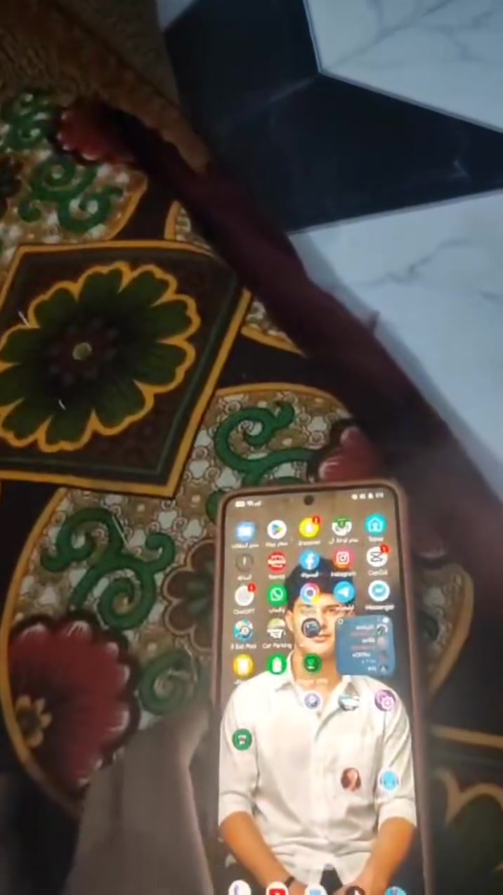 ملحقاته كامله سعره 325رقمي وتساب ***********
السلام عليكم  عندي بوكو POCO X6 Pro 5G استعمال شهرين فقط   جهاز غني عن تعريف كلش نضيف ذكره512معالجه8300رام12+12مكاني كربلاء طويريج ارجيبه

نص مكتوب في الصور:
- POCO X6 Pro 5G 2026.10.01 22:11
