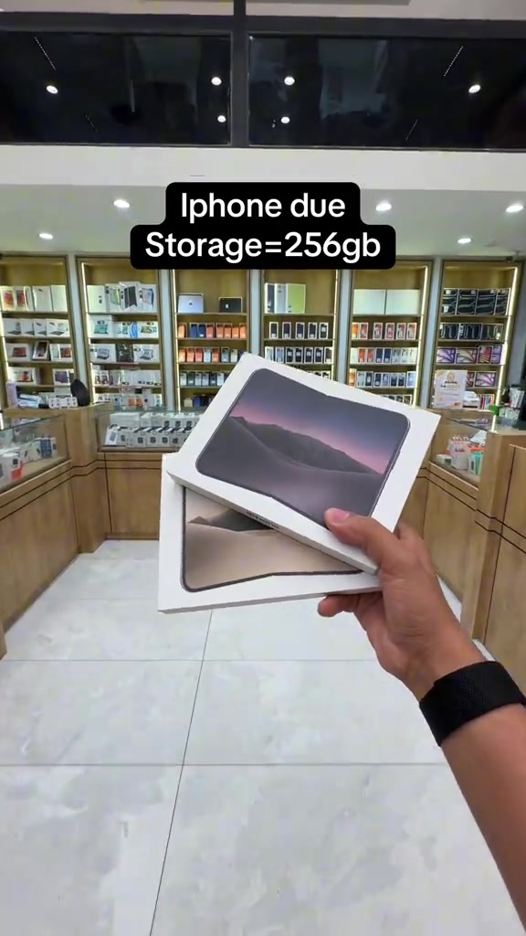 ايفون دو • ٢٥٦ • مركز برج العرب