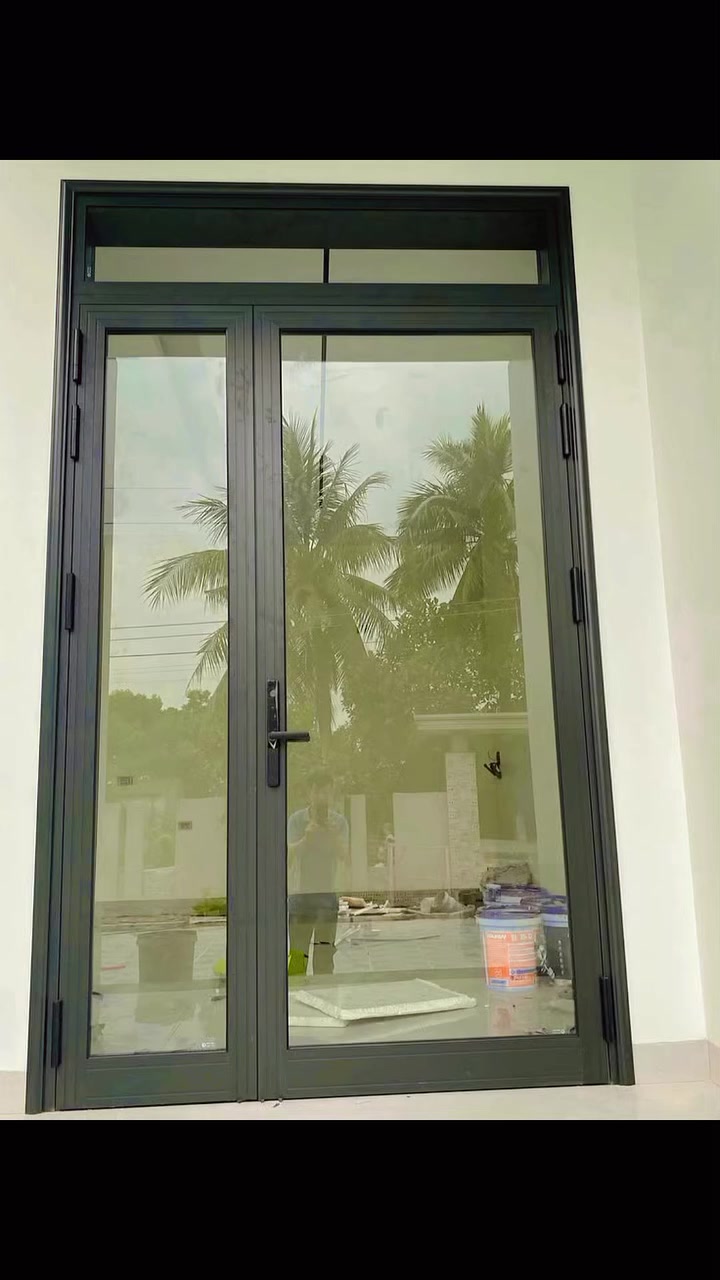 🏢✨ واجهة محلك هي أول انطباع عن شغلك… خليها تليق بيك!
مع معمل الضامن للألمنيوم نصمم وننفذ واجهات المحلات بأشكال عصرية وأنيقة، مع دقة بالتنفيذ، متانة وجودة بالتفاصيل. 💪✨
نحوّل واجهة محلك إلى واجهة ملفتة تعكس فخامة المكان وتشد نظر الزبون 🔥
🔹 تصاميم عصرية
🔹 تنفيذ دقيق
🔹 جودة ومتانة
🔹 تشطيب أنيق واحترافي
📍 العراق – النجف الأشرف – الكوفة
📞 ***********
معمل الضامن للألمنيوم… واجهة تترك انطباع من أول نظرة. 🖤✨ #اكسبلور #عاشت_ايدكم
