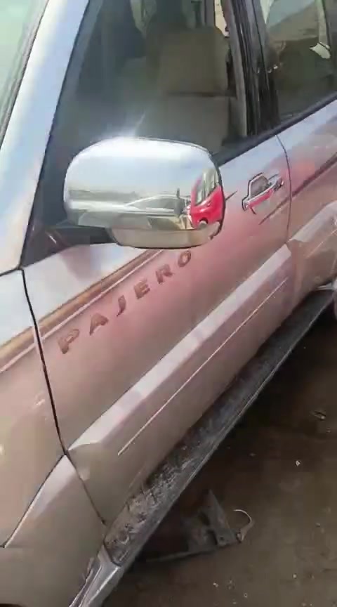 السلام عليكم يرحب بكم مركز كاظم باجيرو لتجاره ادوات وصيانه الباجيرو  وابيكم L200 ولانسر قرش ولانسر بومه  موقعنه البياع صناعي البياع الشارع الثاني 
اي ستفسار راسل الصفحه او اتصل على الرقام
كاظم باجيرو ***********
كاظم باجيرو ***********

