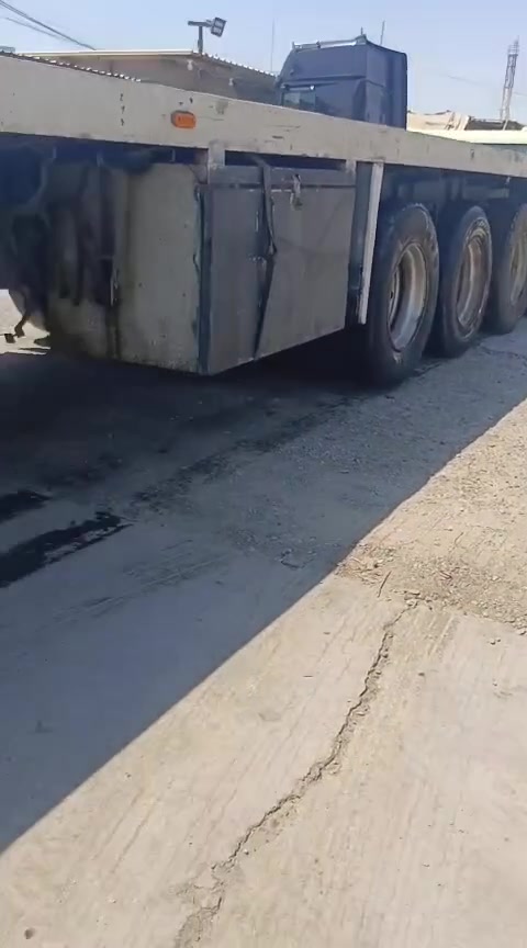 للبيع
عربانه تركيه الطول 13/60 4دناكير جوبلس
السعر 80 بي مجال المكان الرمادي
للاستفسار الاتصال على الرقم
***********
 اخوان اني مكلف بالنشر

