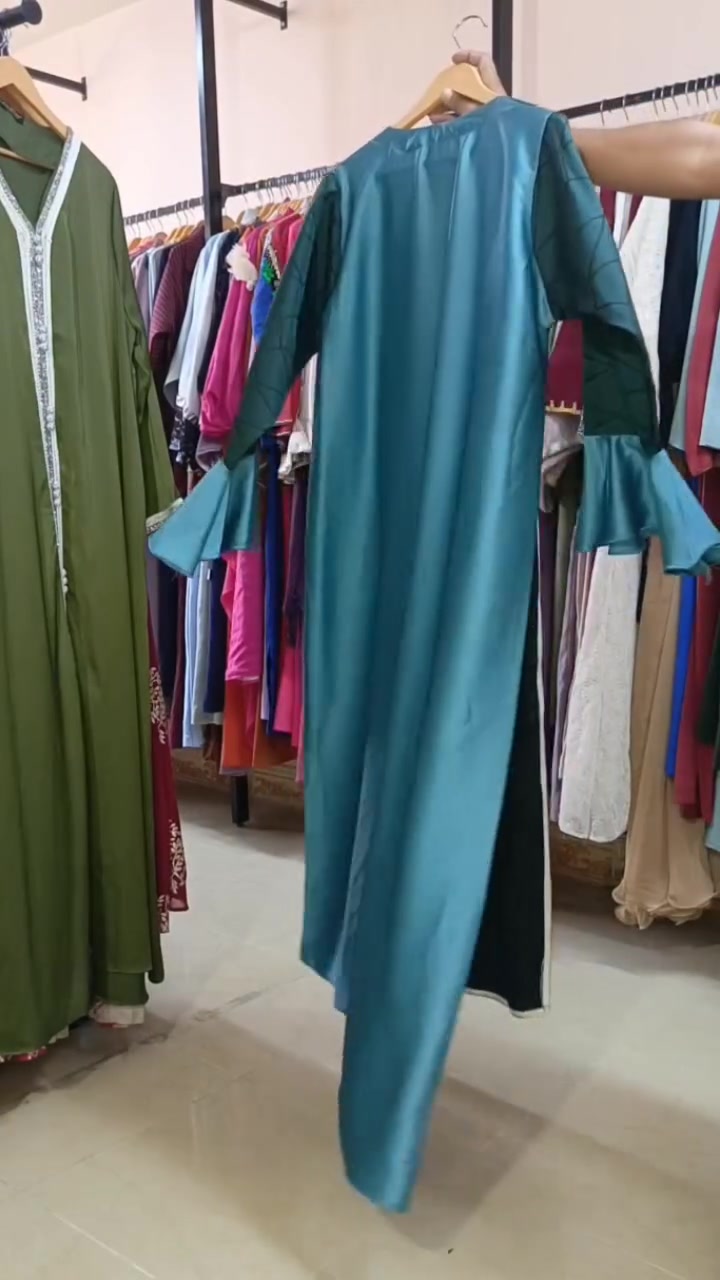 دراعات مناسبات والقطع الفخمه والمخاور تفوووزيمنه تجي احلى من التصوير
