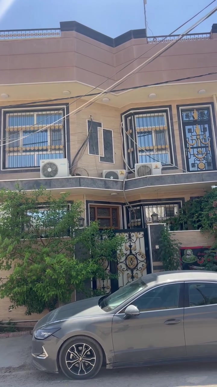 تحيه طيبه دار ومشتمل مساحه 400 م الكرامه ملك صرف باقي تفاصيل داخل المنشور تحياتي
