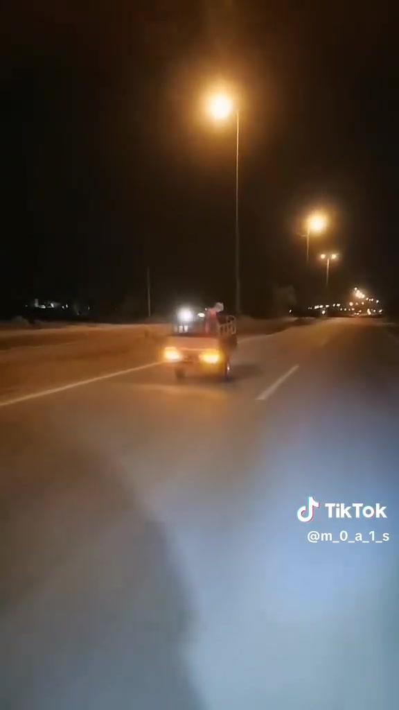 سلام عليكم شباب ستوته لبيع امتيار رقم أسود ستوته مديل ٢٠٠٩ معمره تعمير كامل شاصي مكفول اكسن مكفول ستوته ماعيزه كلشي كهربائيات كامله نكره سلف مكينه ٢٤ بس كلجات ابدل بيه ستوته خير من الله الشراي بي خير ويدلل مكاني نجف حريه سعر خاص رقم ***********بي وتساب تنويه ترهم مراوس
