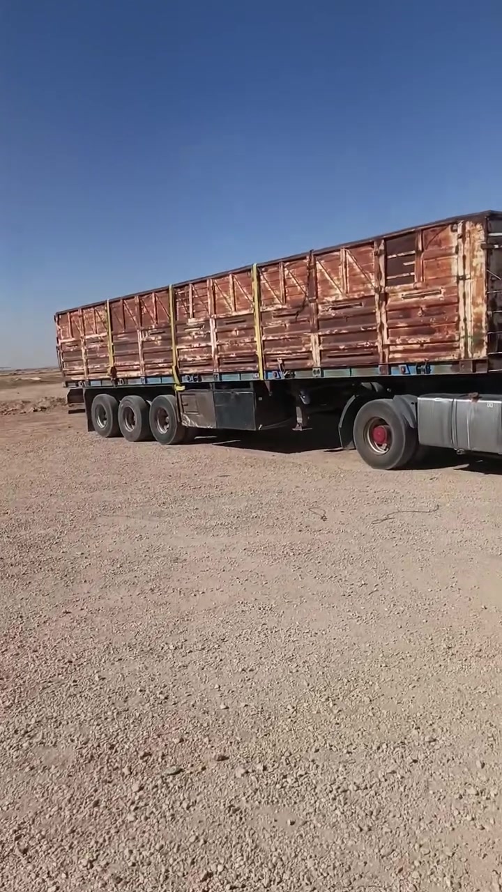 السلام عليكم راس كرواتية للبيع موديل 91 سبرنگ كير 180 تخم تاير سنوية جديدة لل31 مكينة 48 الرقم انبار 
***********
