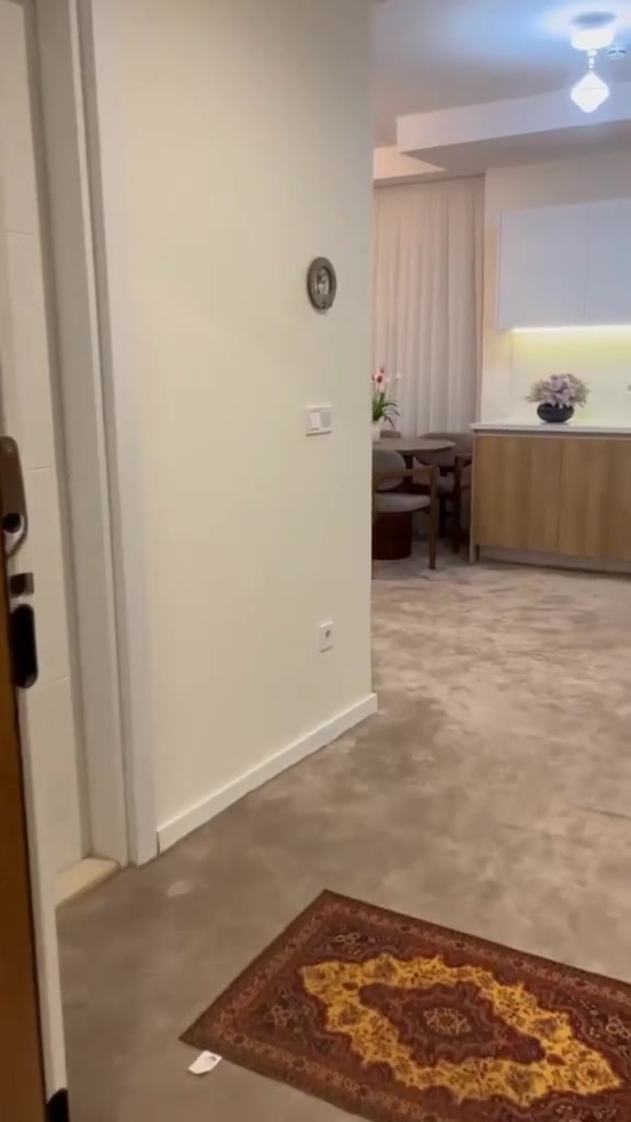 🏠 شقة للإيجار في أربيل – إمباير وينك
🛏️ غرفة نوم + صالة
🏢 الطابق 14
🛋️ أثاث زيرو
💵 الإيجار: 650$ شهرياً
📞 للتواصل: ***********
📍 إمباير وينك – أربيل
