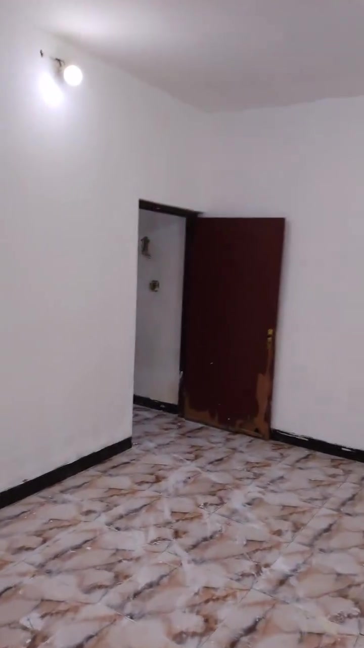 السلام عليكم...
مشمل للايجار ركن..جاهز من كلشي.. سيراميك..جام ملون.. سخان..خط مولد..كهربائيات وماء كامل..
منطقة ال ٢٠٠٠ قرب مدرسة بغداد الحبيبه واعدادية المعراج ع الشارع الرئيسي.
للاستفسار /*********** /موجود واتساب
