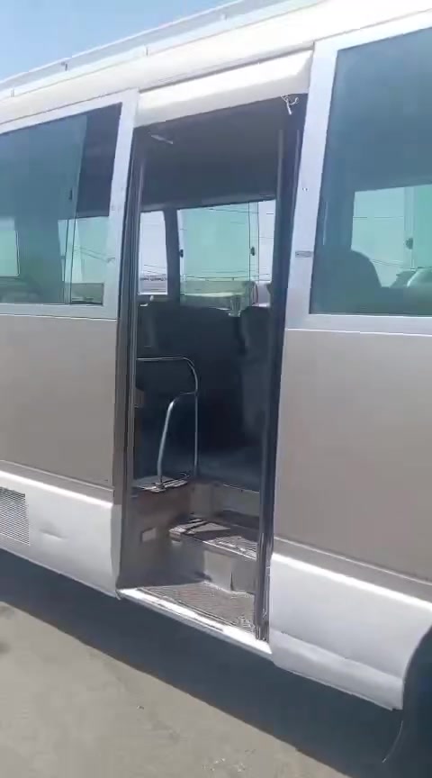السلام عليكم كوستر نيسان فختيه ٢٠٠٤لبيع مكينه بطه وكير اوتماتيك امامي جوبلس سياره صفر غرامات ونقابه مكان بغداد سعره ١٢٠وبيه مجال استفسار خاص ***********
