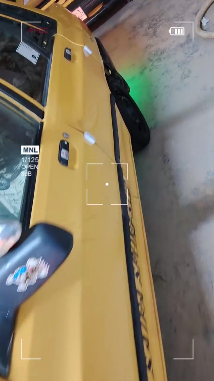 سلام عليكم سايبه موديل ١١ مكينه و كير مكفولات سياره ما بيه اي حادث تخم تاير جديد شاشه صدر جديد تحويل مباشر شواصي نضيفات مكاني بغداد جسر وهذا رقمي ***********
