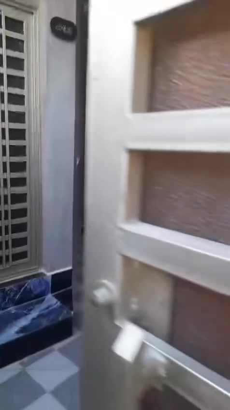 بيت مطلوب اسكان ٣٤مليون
ملك صرف للبيع مساحه ١٠٠متر

مكانه بغداد المحمودية حي المراتب 

بل ٤٠٠٠

طابق واحد تفاصيل واضحة في الفيديو 

مكتب الخالدي ابو يزن 

***********

***********

***********وتساب
