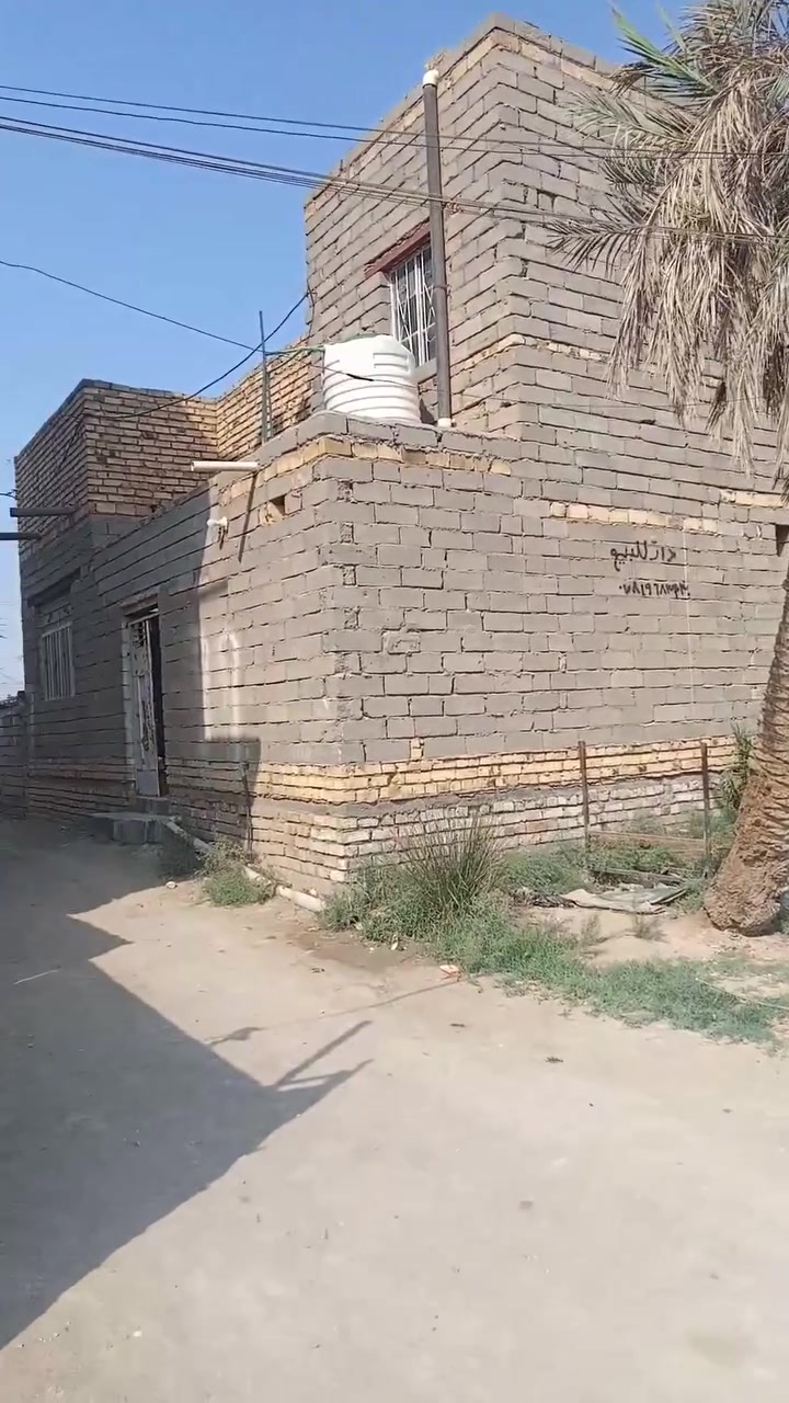 بيت • ١٠٠م • قرب ملعب امرلي