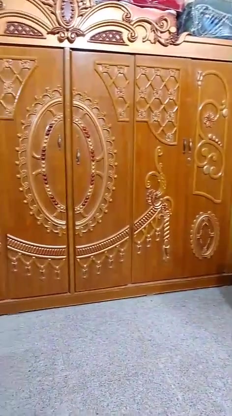 غرفه خشب • نضيفه • ناصريه