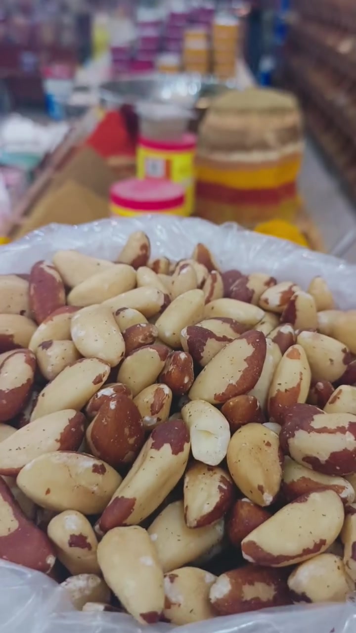 🌰 اللوز البرازيلي… كنز من الفوائد الطبيعية! 🌰

غني بالسيلينيوم والدهون الصحية، ويدعم المناعة، صحة القلب، وظائف الغدة الدرقية، والدماغ 💪🧠
ومناسب كوجبة خفيفة للي يهتمون بالتغذية الصحية والدايت.

✨ متوفر الآن في مجمع تحرير العطار
📞 للطلب والاستفسار: ***********

#اللوز_البرازيلي #جوز_برازيلي #الغدة_الدرقية #مناعة #صحة_القلب #تغذية_صحية #مجمع_تحرير_العطار @أبرز المعجبين
