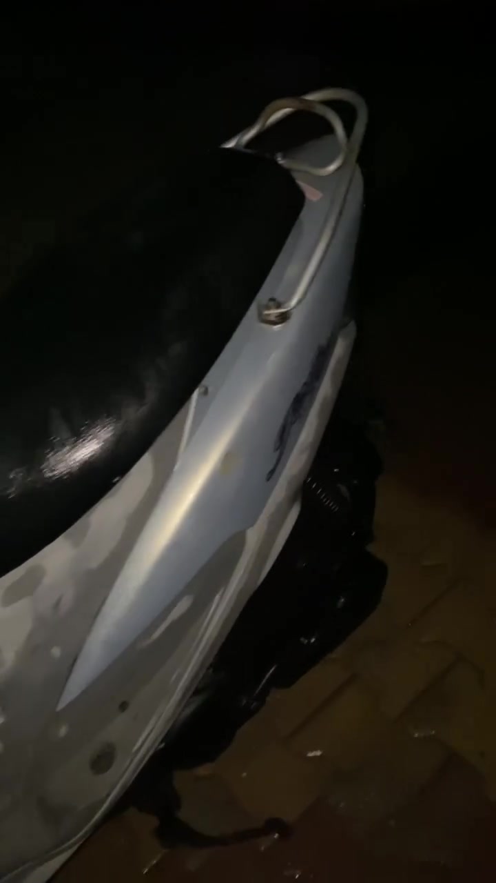 السلام عليكم ماكس منغولي حاويه المغرب طلعتها بعدهي حته دهنها ممبدله السعر 850 وبيها مجال بسيط كلش مكاني خصيمه ***********
