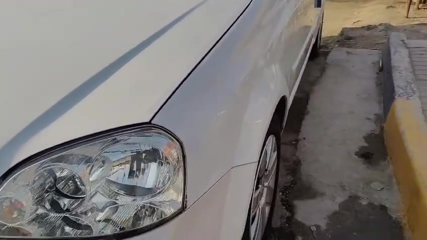 السلام عليكم 
اوبترا 
السياره جاهزه من كلشي 
موديل 12 
حادثها جوملغ جهت السايق غير عابر
والباقي مكفول 
مكينه كير حداديه تبريد تخم تاير 
ماشيه 130
رقم بصره مالكها سماوه 
مكان السياره سماوه 
***********
