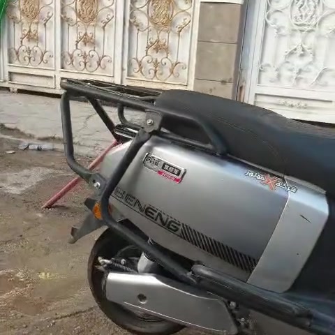شحن • سرعة ٨٠ • ٦ بطاريات