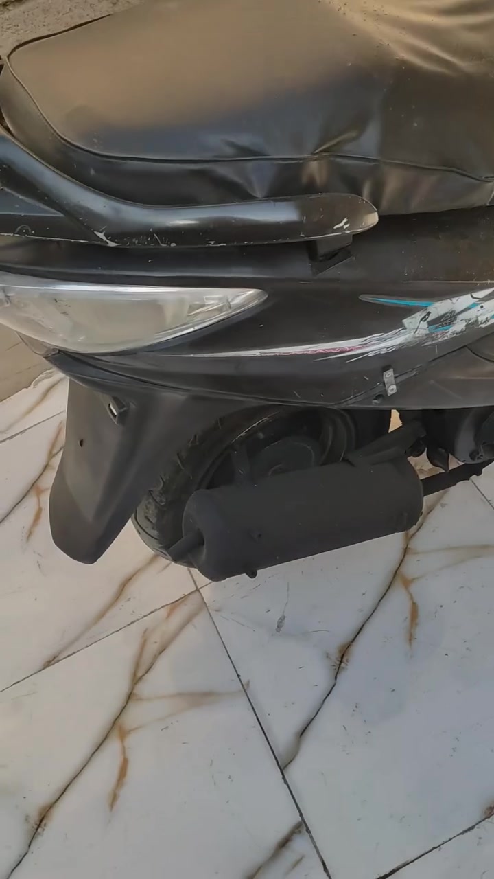السلام عليكم دراجه جي فور للبيع شغاله كهربائيات مفتوحه السعر 200وبيه مجال
المكان الشطره 
***********
