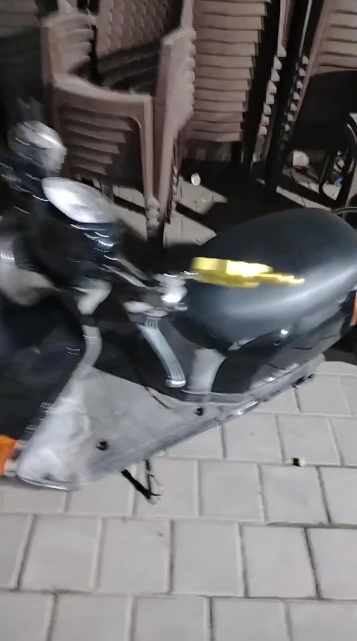 دراجه بوليس للبيع برغي مامفتوح بيه سعر 700 وبيه مجال بسيط بغداد
***********
