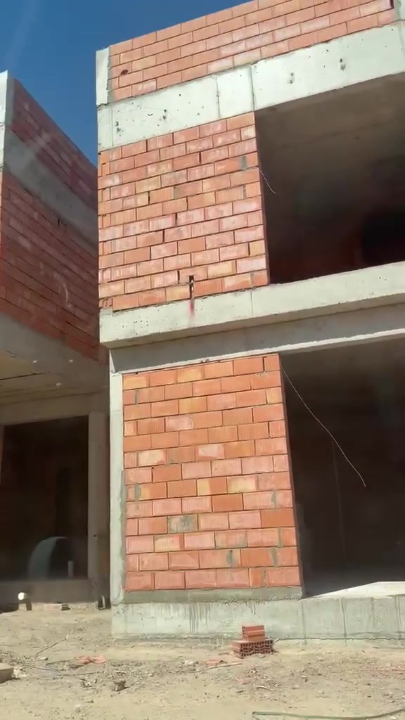 سلام عليكم
محتاج كوادر بناء بلوك اسيا الاحمر
 عندي بيوت بغداد يجي يشتغل ويكمل ويستلم حسابه
للاستفسار ***********
