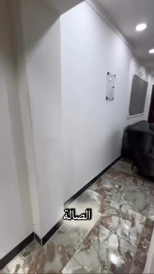 🏢 شركة الكرم للاستثمار والتطوير العقاري

🏠 مشتمل مفروش بالكامل للإيجار | اليرموك

📍 الموقع: اليرموك – مقابل جامع الشواف

🔹 الطابق الأول  
🔹 مؤثث بالكامل  
🔹 غرفة نوم واحدة  
🔹 صالة  
🔹 حمام  
🔹 مطبخ

💰 سعر الإيجار: 1,600,000 دينار

📞 للاستفسار والتواصل:
***********  

📍 القادسية – مقابل جامع أم الطبول