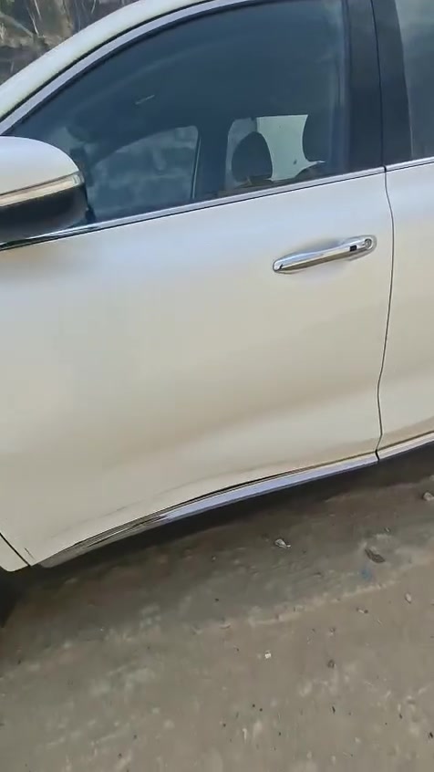 السلام عليكم
سورنتو 2019 رقم بغداد مكفوله عدة طخة في الباب السايق ورصعة في الصندوق بسيطه الباقي مكفوله 6 سلندر 3500 بصمه السعر 210
***********
***********
مكان السياره بغداد
