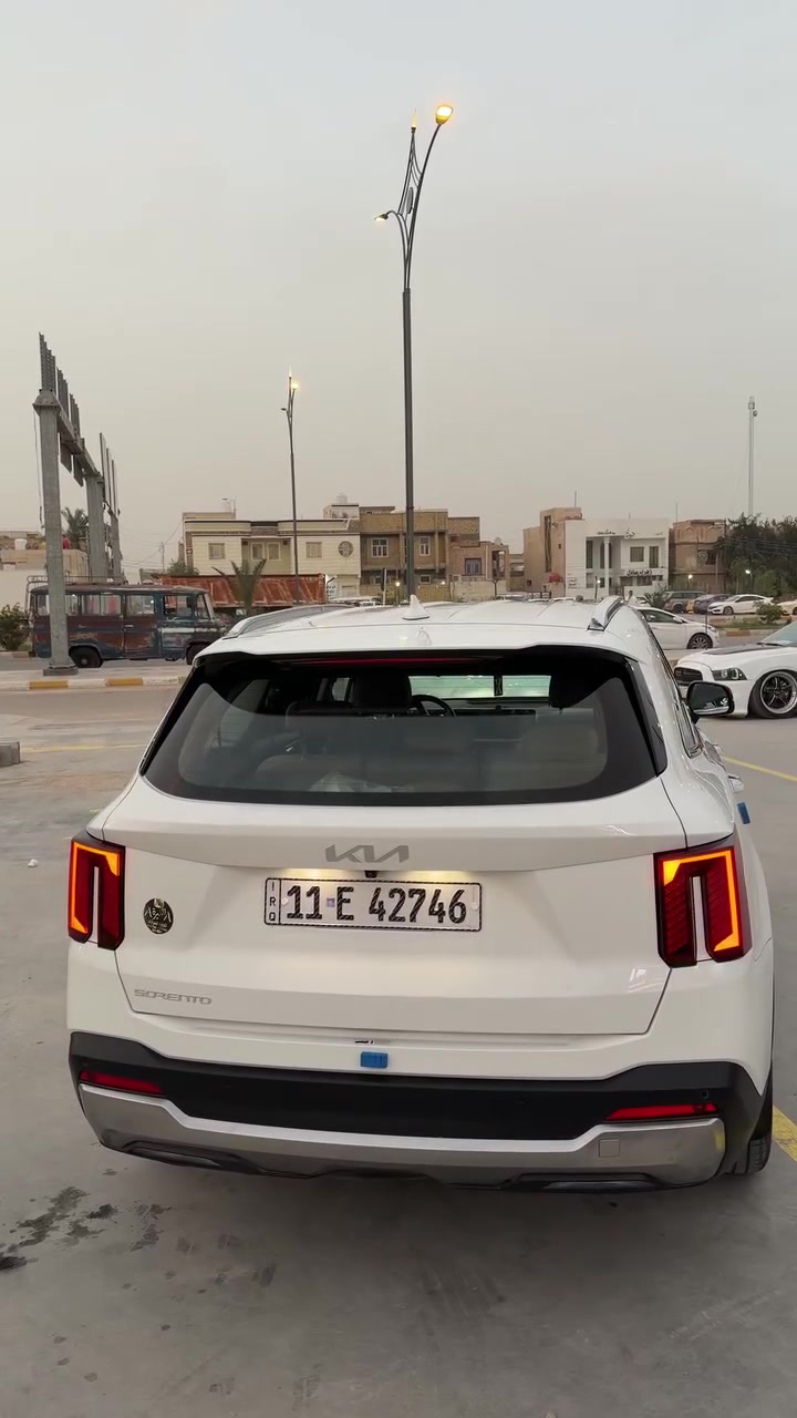 سلام عليكم سورينتو 2024 للبيع خليجي ماشيه 55بيه حالوب بالقماره والبنيد  وصبغ قليل اثر دحجه بالباب فحص المندلاوي موضح بالصوره   رقم بغداد ب اسمي سعره ٢٥٠ قفله 
مكاني الناصريه ***********
