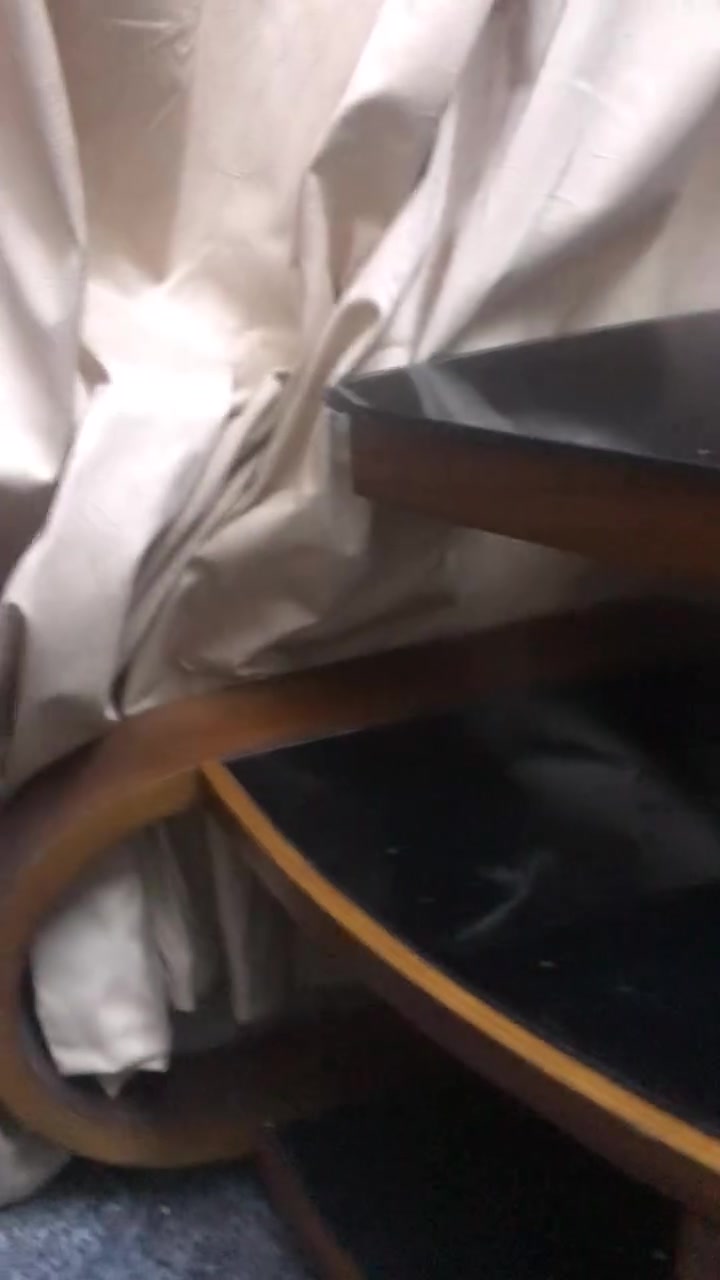 هذا ميز تلفزيون اخو الجديد تعليك التلفزيون بي جرار وهذا البي صاج اصلي  وبي جام وبي ينحط غراض وجرار واحد عارضه ب١٢٠للتواصل ***********
