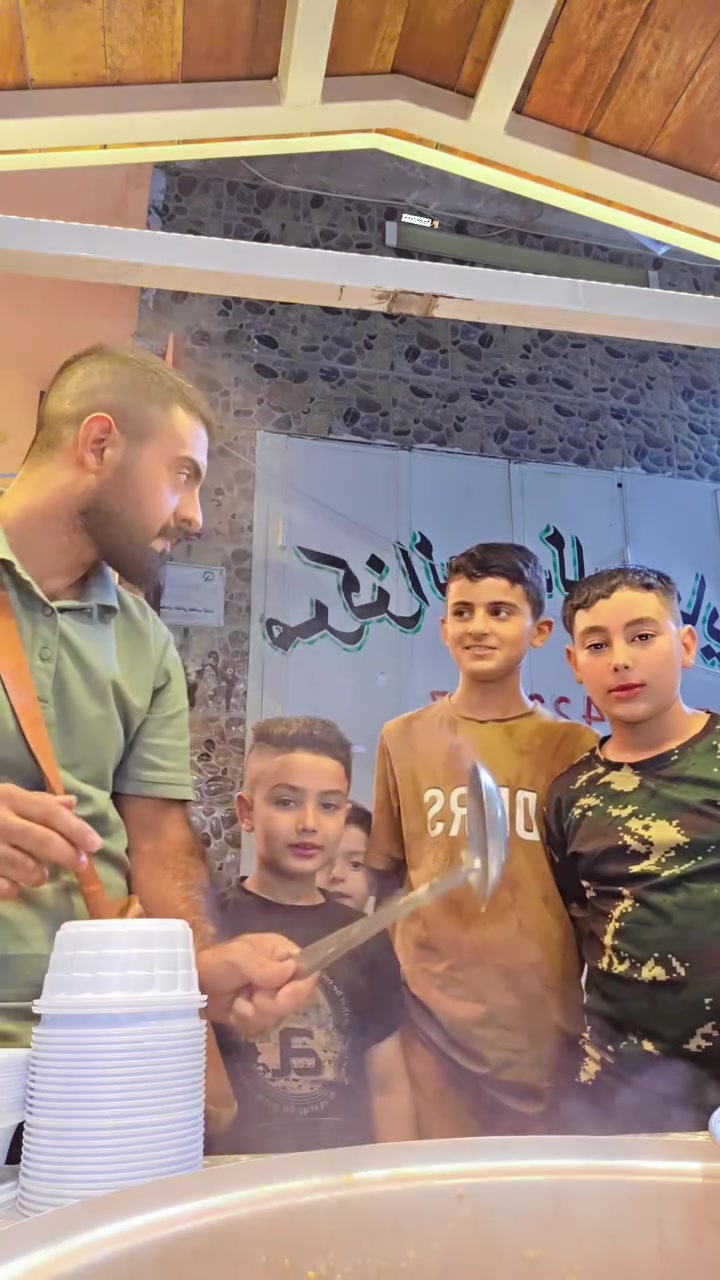 تعالو زورونا متواجد من ساعه ٣عصر لحد ساعه ١٢ونص بعد منتصف اليل 🌷💕💕
