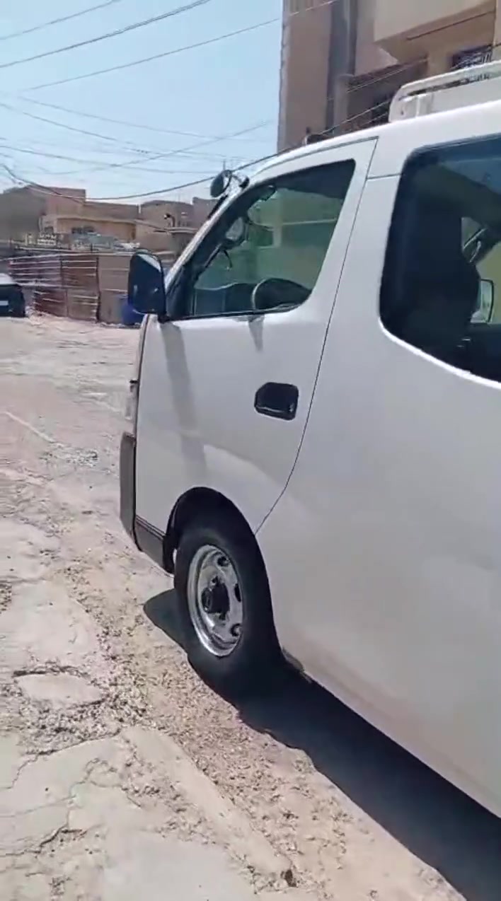 سلام عليكم نيسان البيع موديل 13 رقم قدسيه تحويل مباشر بيه مكانات صبق مكاني بابل محاويل رقم *********** سياره جاهزه كله كفاله تخم تاير تبريد محور كير مكينه اكسن كله جديد دوشمه بشرط ربع مذب عليه كبل الشارع
