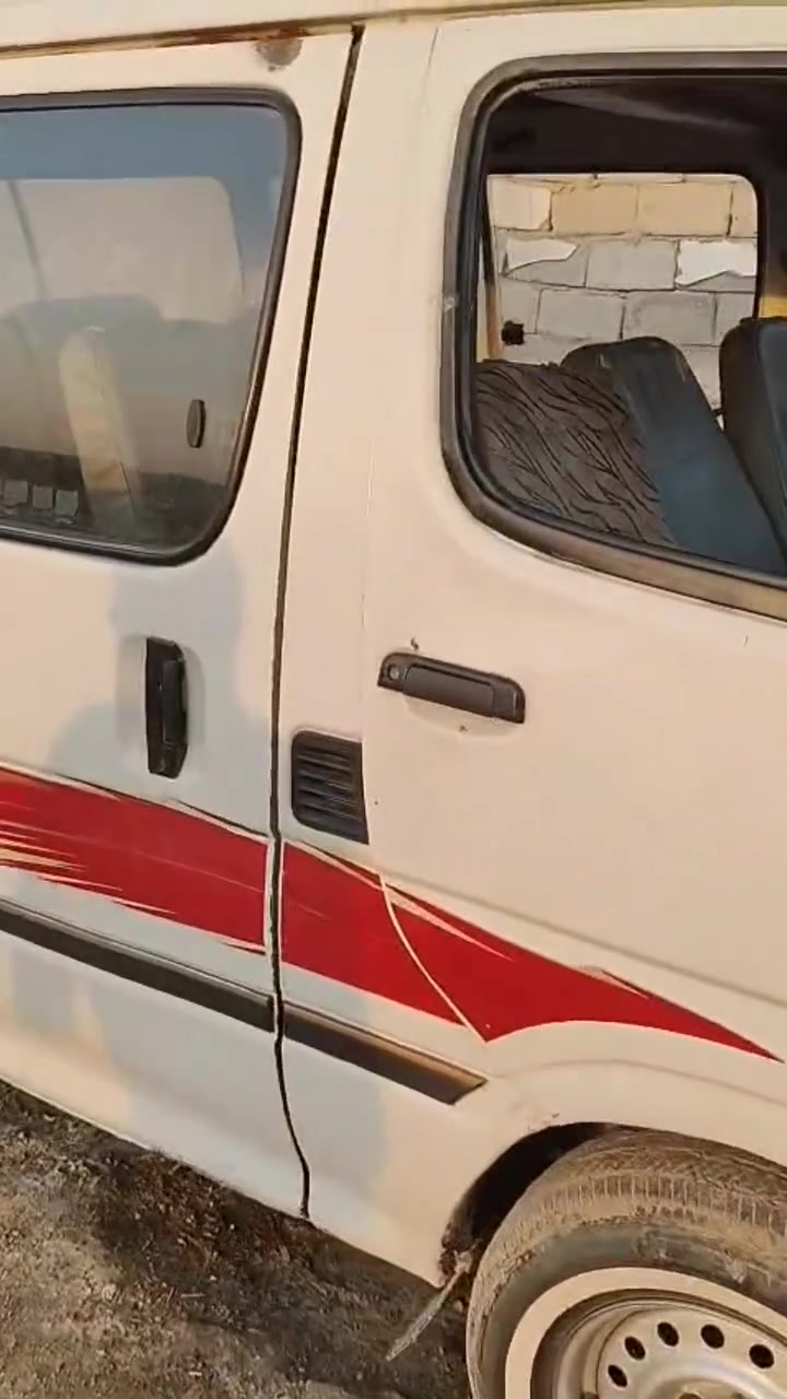فتون موديل 2009 سنويه لل30  بسم خالي  سياره جاهزه ربع مذب عليها كير مكينه دوشمه خياس مابيها   سياره بعقوبه  بيها باج كدام تاير لامامي  خاص ماعندي  سعرها 55 وبيها ‏‪***********‬‏
