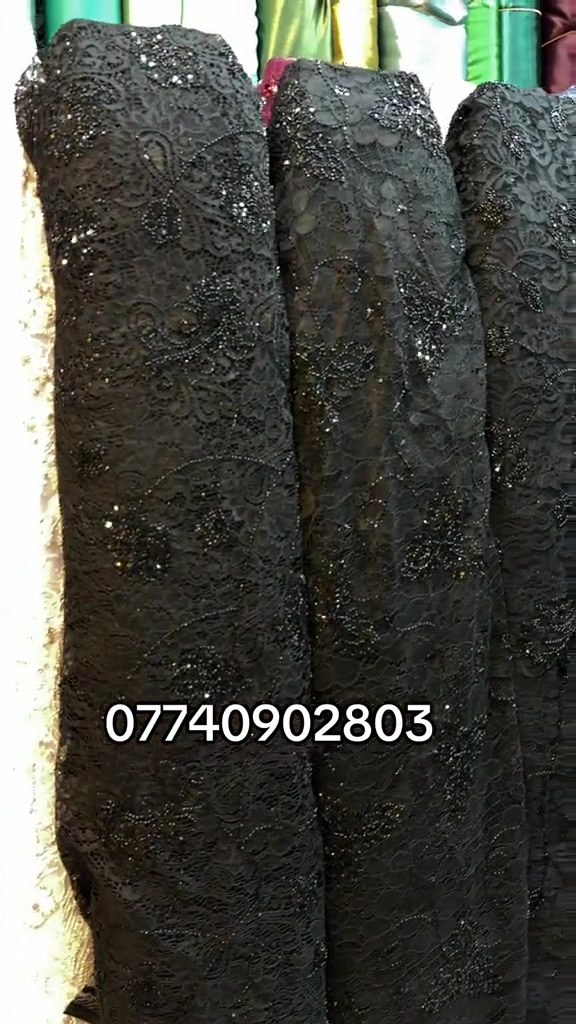 دانتيل • اسود • مشغول