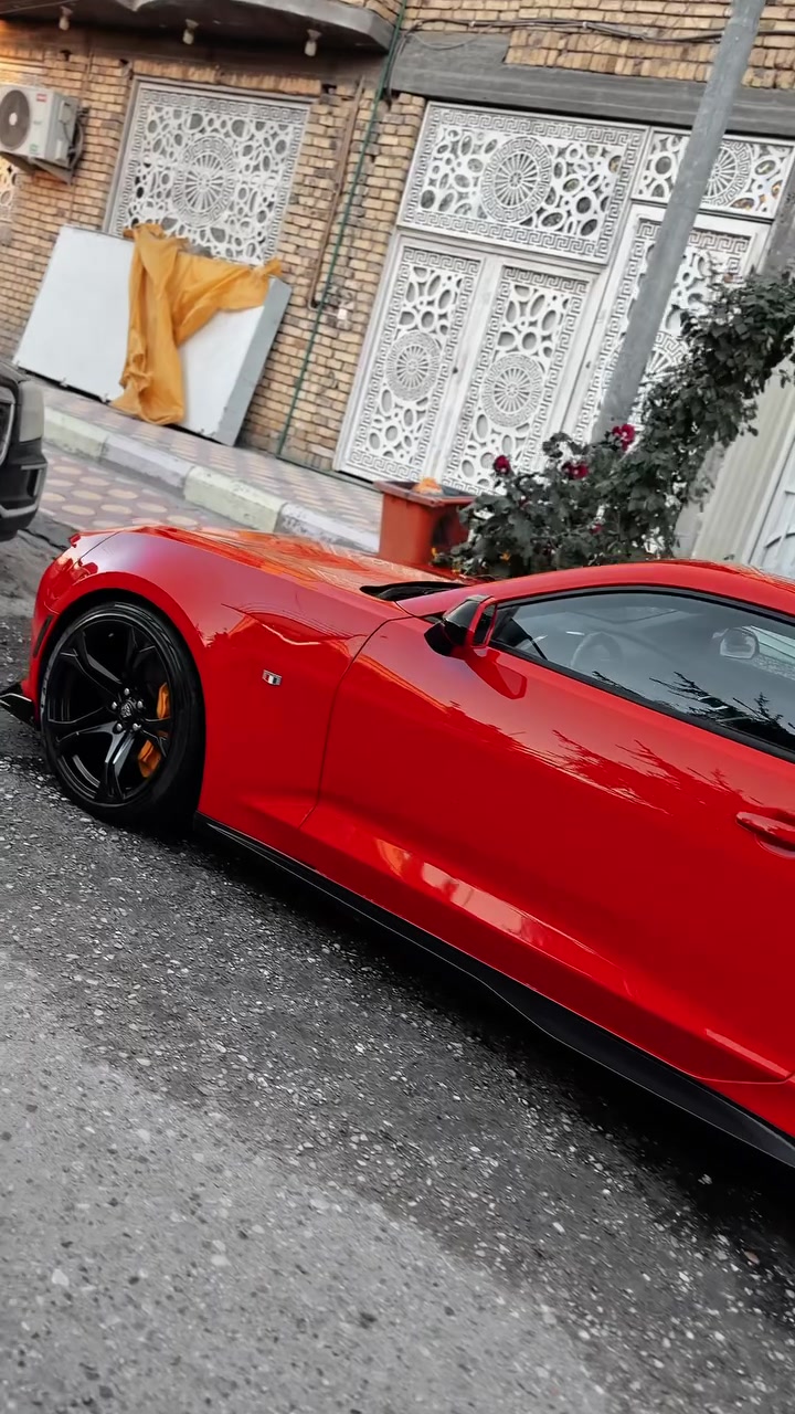 كمارو RS موديل 2018
محرك v6 340 HP

المسافة المقطوعة 50 الف ميل

المواصفات :

شاشة كبيرة مقاعد جلد كهربائية تدفئة وتبريد في المقعد فتحة سقف شفتات ستيرن دخول ذكي وتشغيل عن بعد 

الاضافات :

شوتة رياضية سبكتر من K&N

حلوك صالنصة كاربون فورجد اصلي اكرابوفيك 

دوس لون اسود طافي

كفر مرايا باتمان اسود لامع

لحية امامي اسود لامع

ويل 1le تو سايز اسود طافي 

غطاء وقود ترانسفورمر

التحديث :

بجم SS اصلي دعامية وشبابيك و بلوجكترات 

باك لايت LED سموك اصلي مفتوح من سيارة ZL1

الادامة :

بلكات وكالة جديدة 

حدادية كاملة امامي خلفي + لويات جدد + اذاين محرك وكير جديدة بالباكيت 

تخم تاير تو سايز جديد + تخم حساس جديد

جميع السوائل تم تغييرها ( هيدروليك الگير ودهن الاكسل وسائل البريك وماء الراديتر )

اكزوست كامل حجر بيئة جديد وكالة موديل 23 بالباكيت + حساسات اوكسجين جديدة 

الحادث : 

كما موضح بالصور حادث سطحي صبغ ربع جاملغ خلفي فقط 

وبالعراق بيها بارد اثر طخة خفيفه بالچاملغات الامامية بارد احترافي ابد ممبين بدون صبغ

تكحيلات جدا بسيطة احترافية بالكارت  100‎%‎

كل الانظمة سليمة ولا يوجد اي لمبة عطل في الدشبول 

السيارة كلش جديدة بنظافة ال 23 وغرفتها كلش جديدة 

عزلها حلو وماكو اي اصوات مزعجة داخل السيارة

السعر  158  $ وبيها مجال بسيط

للتواصل واتساب ***********
