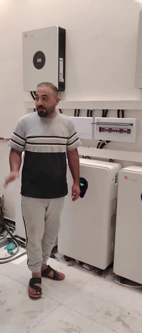 بسم الله الرحمن الرحيم
تم وعلى بركة الله تنصيب منظومة طاقة شمسية في محافظة البصره خور الزبير
بطاقة انتاجية 75 انبير لليلي
100انبير نهاري
لسنا الوحيدين لكننا الأفضل
المهندس داود سليمان
علي حمد دخيل
منذر العكيدي
    بأدارة
 خالد الملا شيخ ***********
   ***********
ملاحضه يوجد لدينا نضام منصه الرافدين 18 شهر@@@
