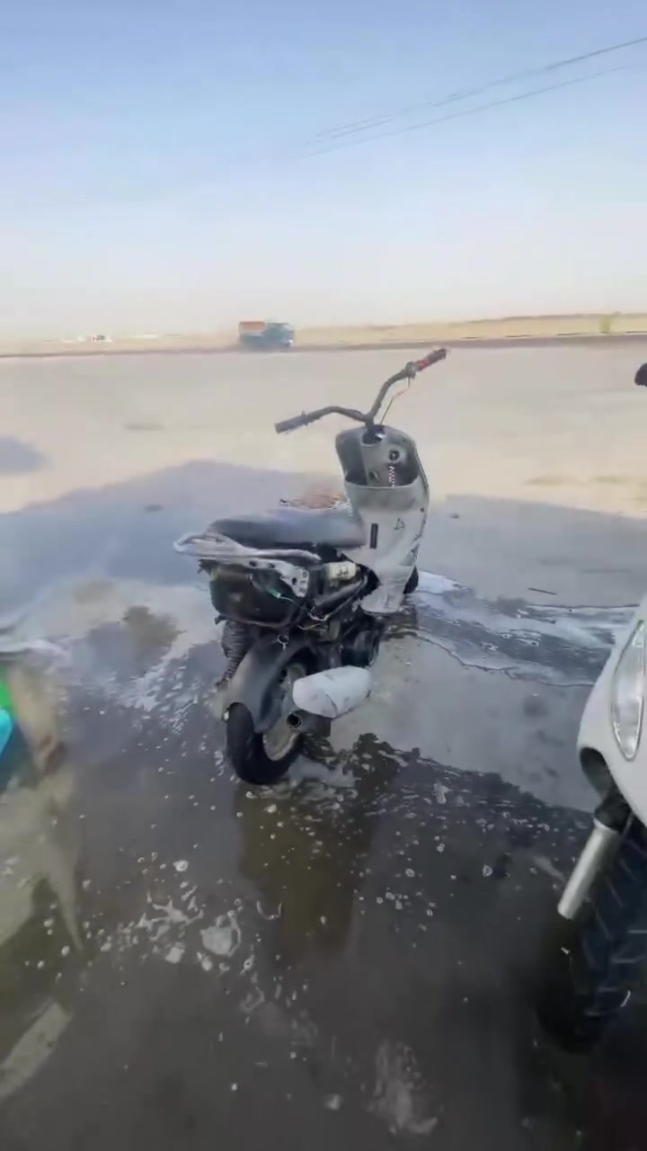سلامو عليكم شاباب ماكس منغولي دراجه بلاديه مكينه كفاله شاصي يخبل شلعه معدل خير من الله برغي تجاري مابيهه ***********
