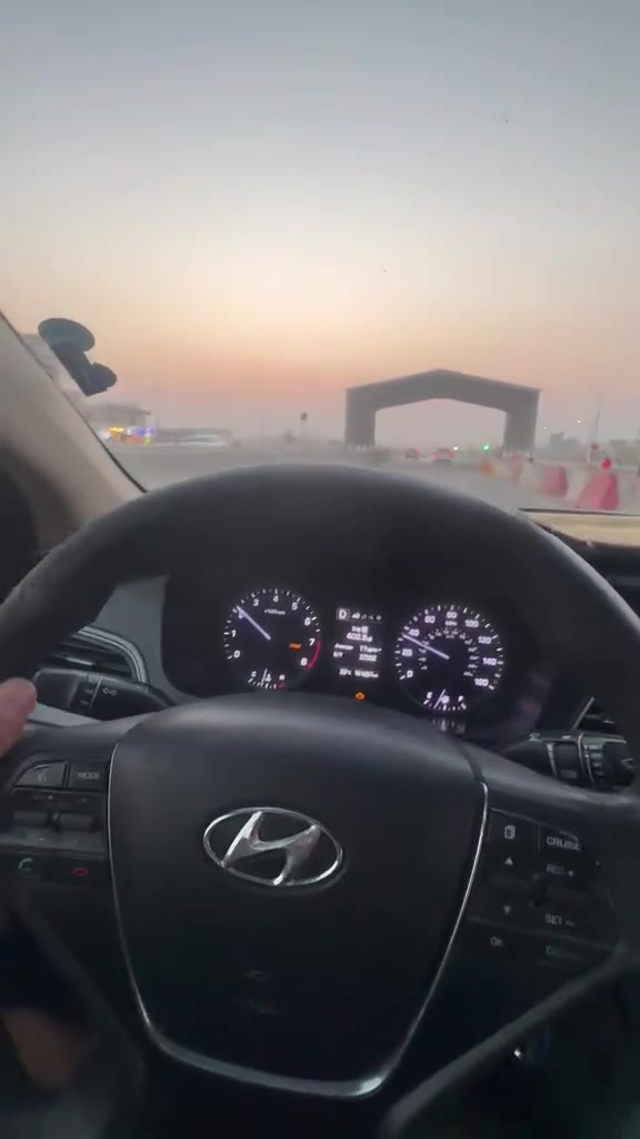 السلام عليكم.. جمعة مباركة ❄️💢
للبيع :: سياره سوناتا موديل 16 2400 وارد ✨
السياره خير من الله .. التبريد ثلج ❄️ تخم تاير جديد .. تحويل مباشر .. والسعر 105 $ قابل للتفاوض والتوفيق من الله 🤍
العنوان بغداد قرب مجمع بسمايه 
***********
ملاحظة عفيه بس الشراي يتصل
