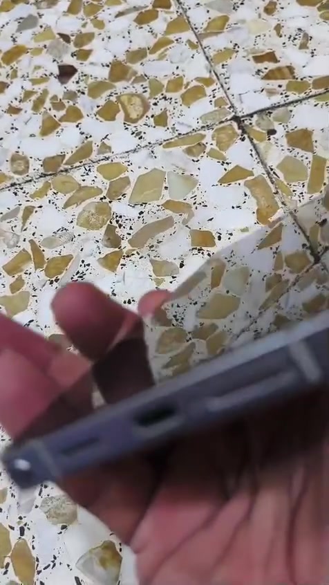 السلام عليكم 
جهاز اس 25 للبيع لون مميز  ونظافة جهاز واحد ع واحد مع مقطع مصوره وانظف بعد بالف مره من تصوير  مع كامل محلقاته  وذاكرة الجهاز  256  يعني يشهد الله محتاج واريد ابيعه جهاز  ياخذه يترحم موتااي  العنوان السكن النجف حي ميسان رقم تواصل واتساب او الاتصال 
***********
