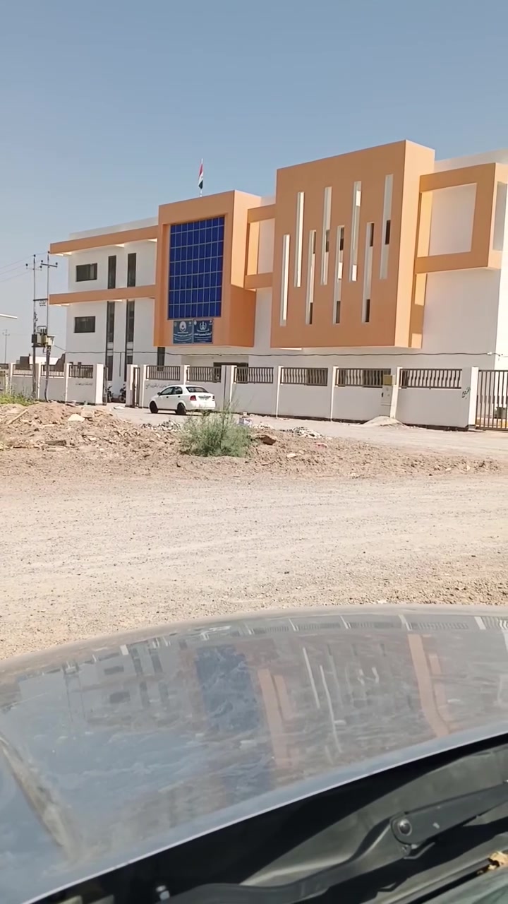 السلام عليكم ورحمه الله وبركاته 
خواني تتوفر قطعه ارض 
مساحه 200متر طابو صرف 
العنوان الرمادي 7كيلو 
مجاور ثانويه الروضه المحمديه والابتدائيه الروضه المحمديه
كهرباء الجديده دفن وماء 
وسعرها مناسب جدا
الاتصال ***********
واتساب كذالكابو احمد 
حياكم الله
