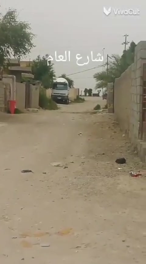 سلام عليكم هيكل للبيع مساحه 200متر
حي المنتظر قريب عله الشارع العام الاتصال على رقم ***********
