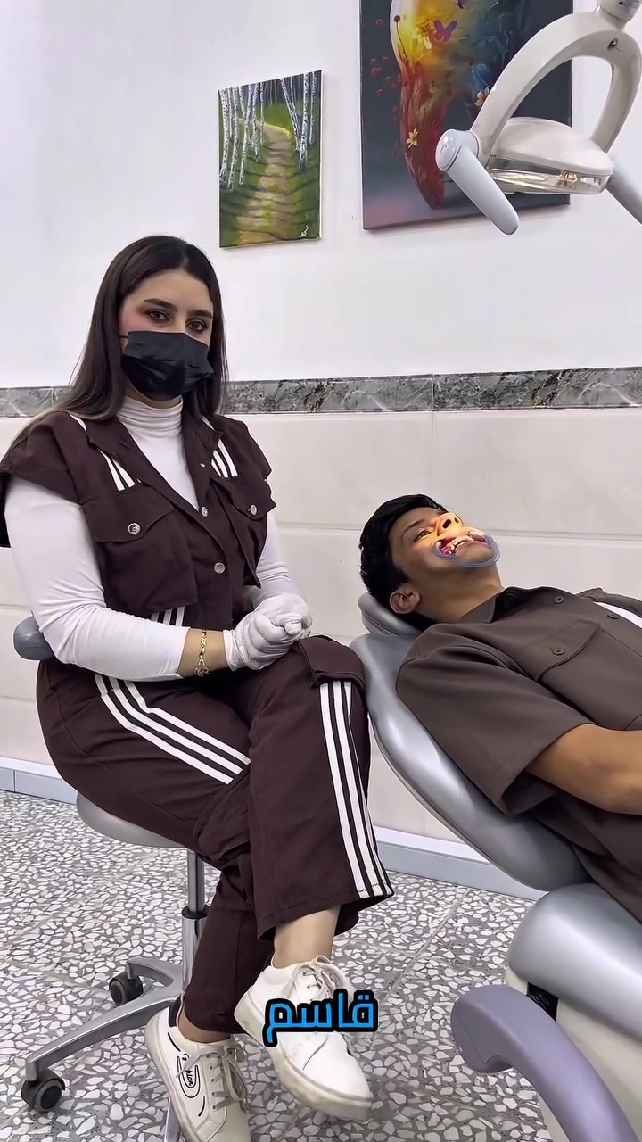 ⁨ شنو كانت مشكلة أسنان قاسم؟ 🤔🦷
وليش قرر يبدأ علاج التقويم؟

بهذا الفيديو، د. [ريام اسعد] تحچيلكم بالتفصيل عن حالة قاسم، شنو لاحظنا بالفحص، وشلون انحطت إله خطة العلاج المناسبة.

إذا إنت همين عندك أسنان متراكبة أو مو مرتبة ومحتار بالتقويم

شوفوا الحالة للنهاية، ويمكن تكون بداية التغيير 🤍

📍 بغداد-رئاسة العبيدي-شارع ٢٠-قرب مدرسة سما بلادي الاهلية-الطابق الاول-عيادة الفهد 

للحجز والاستفسار 
📞 ***********
📞 ***********
.
.
.
.
.
.
.
#العراق #viralreelschallenge #fypシ #fypシ #حشوة_جذر #حشوات #المشتل #فولو #دكتورة #اسنان #الكمالية #الرشاد #العبيدي #الرئاسة #مشاهير #قلع #زراعةالاسنان #تجميل
