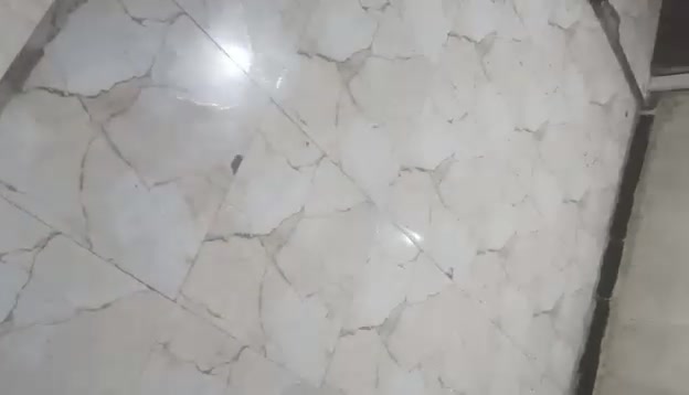 حي الحسين • ١٠٠م • غرفة