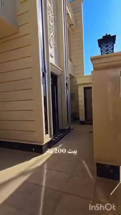 السلام عليكم دار للبيع العنوان الديوم منطقة التصنيع مساحة ٢٠٠متر طابقين فول مواصفات السعر ١٧٥ مليون للاستفسار ***********
