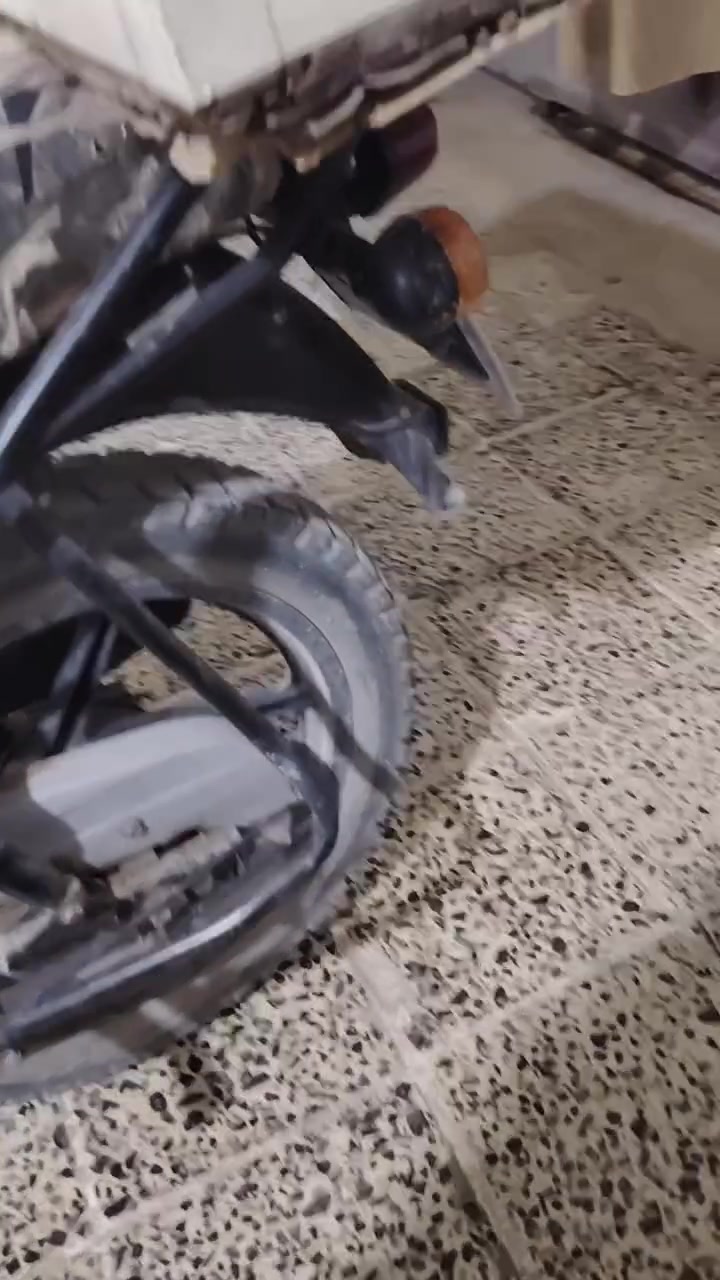 بوكسر • ٢٠١٨ • خيط تبخير