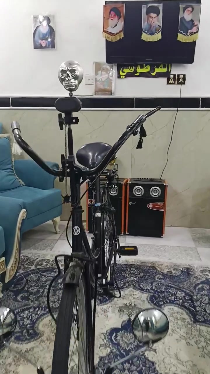 السلام عليكم بيسكل بناتي مديل 15كلشي ما مبدل بي شركه  ATبيسكل نضيف نضافته 80٪ 115وبي مجال التواصل ***********
