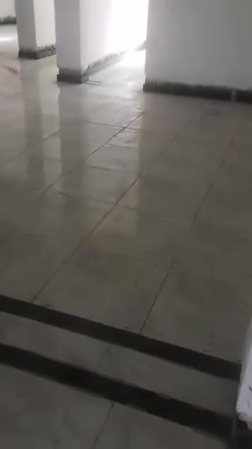 سلام عليكم خلفه سراميك شغل درجه اولى اسعار مناسبه متفرغ حالين ***********
