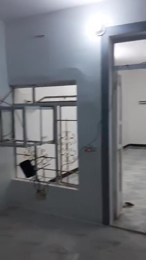 يوجد مشتمل م١٠٠ متر طابو زراعي قرار ٢٥ طابقين بناء وصط نضيف جدان هاذ بعقوبة المفرك منطقة حجي ناصر قرب برب شارع العريض قريب عالة محل نهاد سعرة ٦٠ بي مجال رقمي***********
