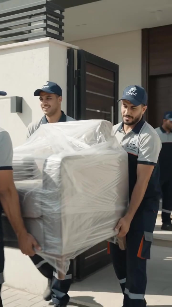 🚚 شركة النيزك لنقل وتغليف الأثاث
« راحتكم غايتنا.. وأثاثكم بأيد أمينة »
تجهّز للانتقال بدون أي قلق أو تعب على أثاث بيتك!
نضمن لك نقل آمن، سريع، وبدون أي أضرار.
خدماتنا الأساسية:
• فك وتركيب (شد) جميع أنواع غرف النوم
(تركي - صيني - عراقي - ماليزي) بأحدث الأدوات وبكل دقة.
• تغليف متكامل لحماية الأثاث
تغليف مخصص يضمن سلامة ممتلكاتك حتا توصل بدون أسرع خدش.
• فريق عمل خبير ومختص
كادر منظم وسريع، يتعامل مع أثاثك بجدية واهتمام كامل.
⏰ الخدمة: متاحة 24 ساعة / طيلة أيام الأسبوع
📍 الموقع: كربلاء المقدسة
📞 للتواصل والحجز المباشر:
***********
💬 أو اترك لنا رسالة على الخاص وسنتواصل معك فوراً!
