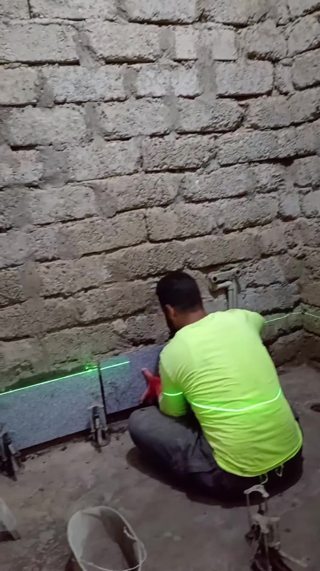 كادر  سيراميك ارضي وجدار بورسلين مرمر كاشي بايات درج متفرغ للعمل
الي يحتاجنه خابر وتدلل اسعار مناسبه شرط نضافه العمل

***********
