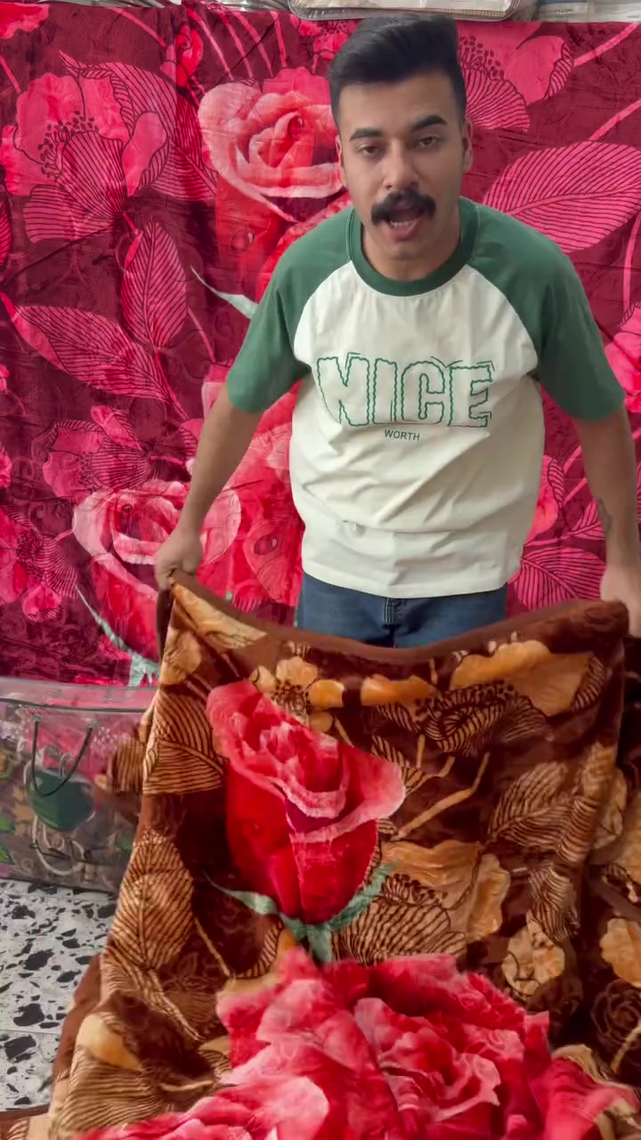 بطانيه جديد 
وزن 4 كيلو✅ 
حرير هندي 
الاصلي 
طول 240
عرض 200

عرض خاص 22 الف
✅🔥💯

توصيل محافظات 5 🚕

بابل 4🚗🚘
العنوان بابل الحله بدايه شارع ورديه خارج مقابل حي الرضا 
واتساب ***********

#اكسبلورexplore #أكسبلور #اكسبلور_explore #اكسبلور_فولو
